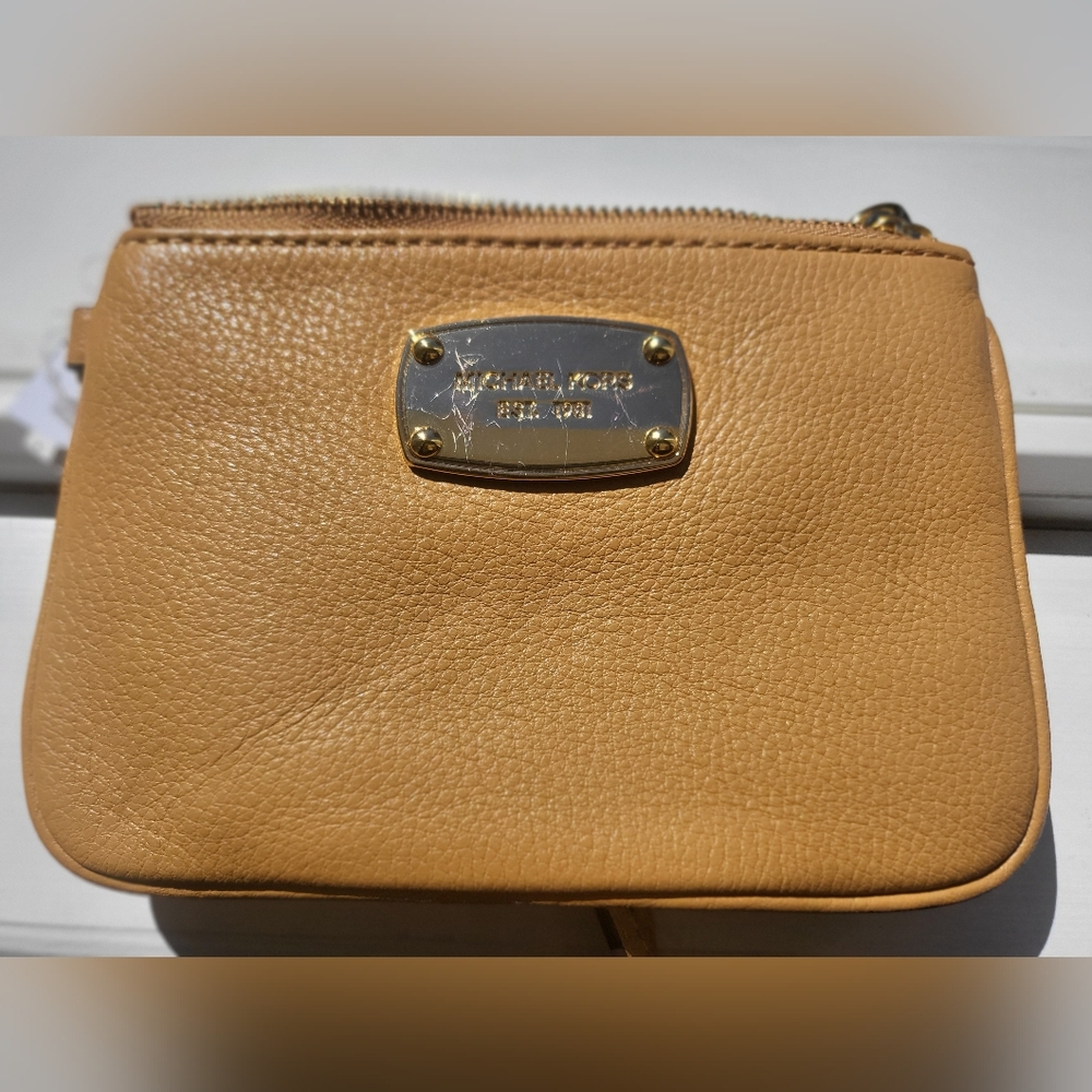 MICHAEL KORS Jet Set Item Women's Small Wrist-let Clutch Wallet Peanut Leather